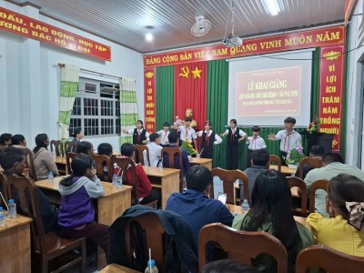 KHAI GIẢNG LỚP XÓA MÙ CHỮ GIAI ĐOẠN 1 XÃ PHÚ SƠN