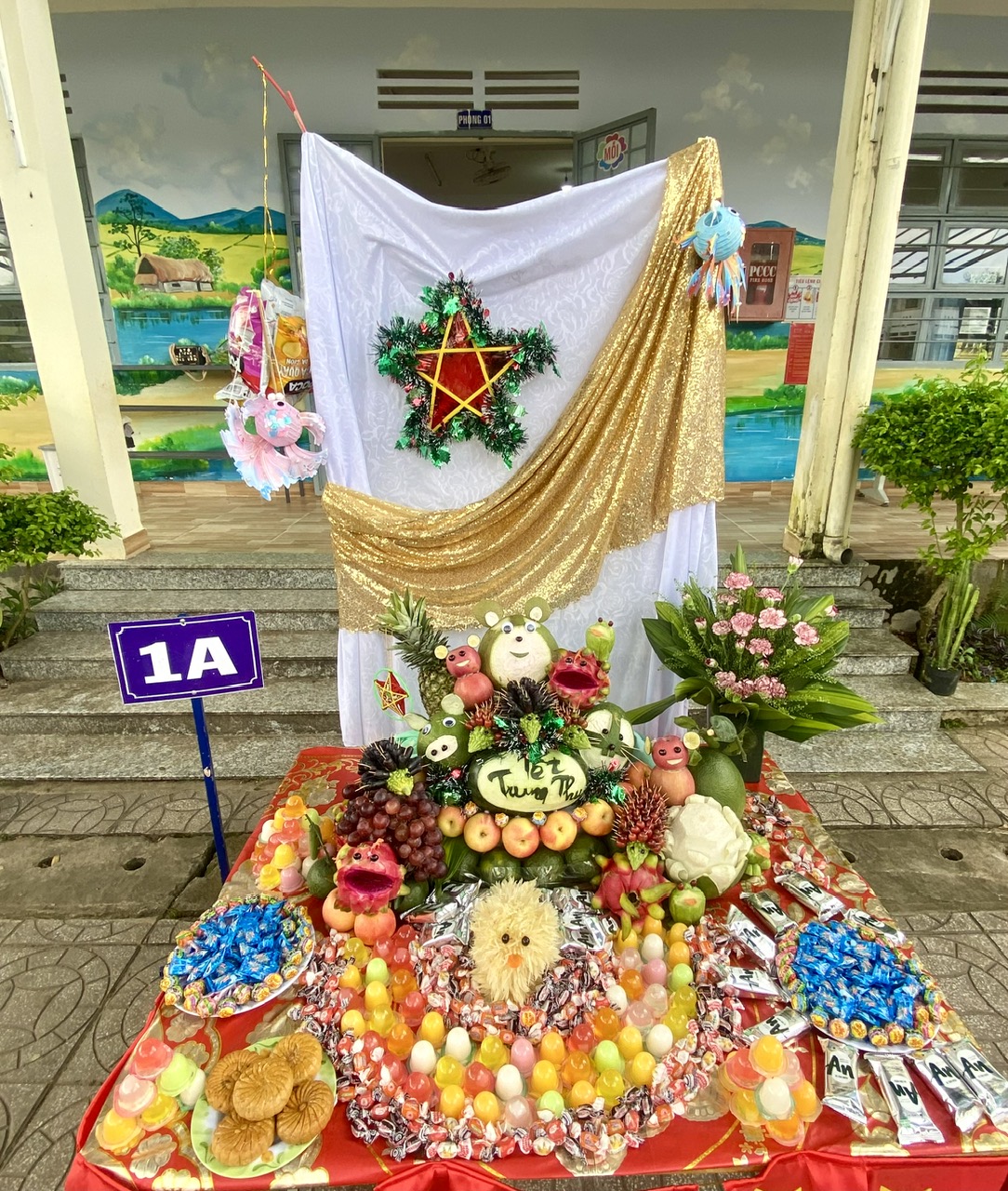 Hoạt động làm mâm quả tết trung thu